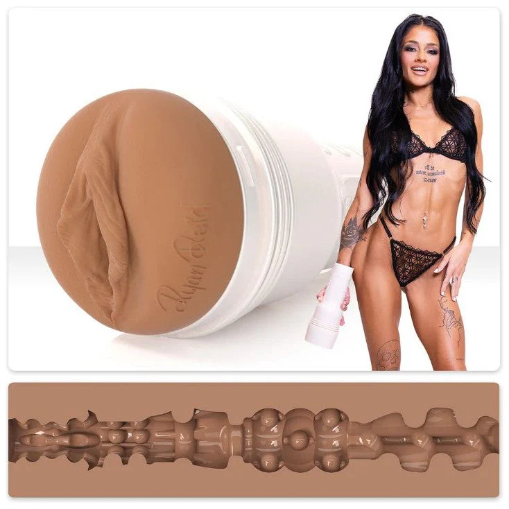 Fleshlight® Girl Ryan Reid Fairway Vagina Masturbator - Image 2
